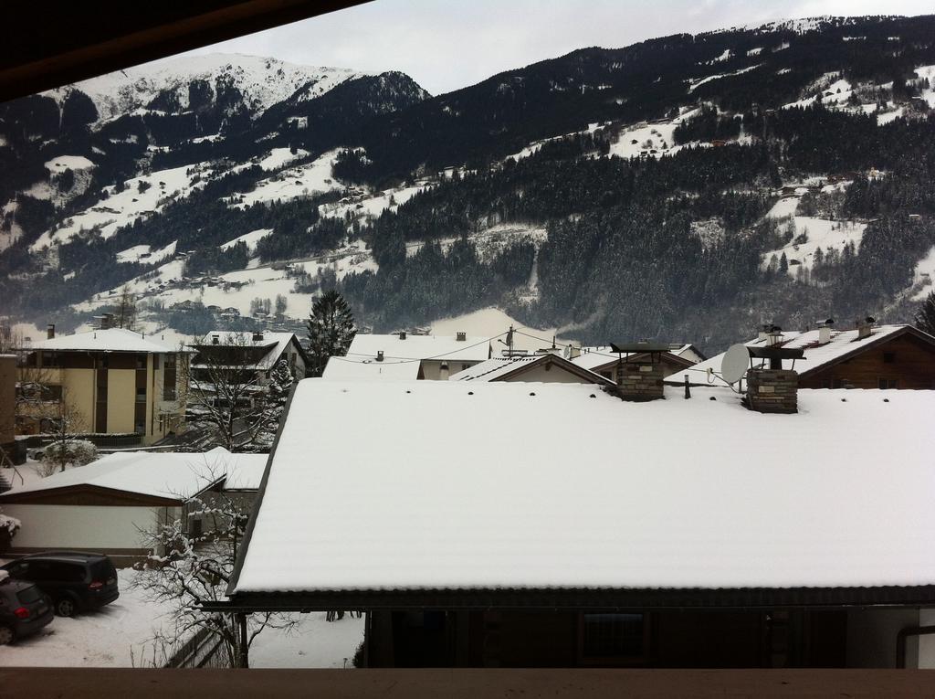 Haus Schiestl Apartment Zell am Ziller Room photo