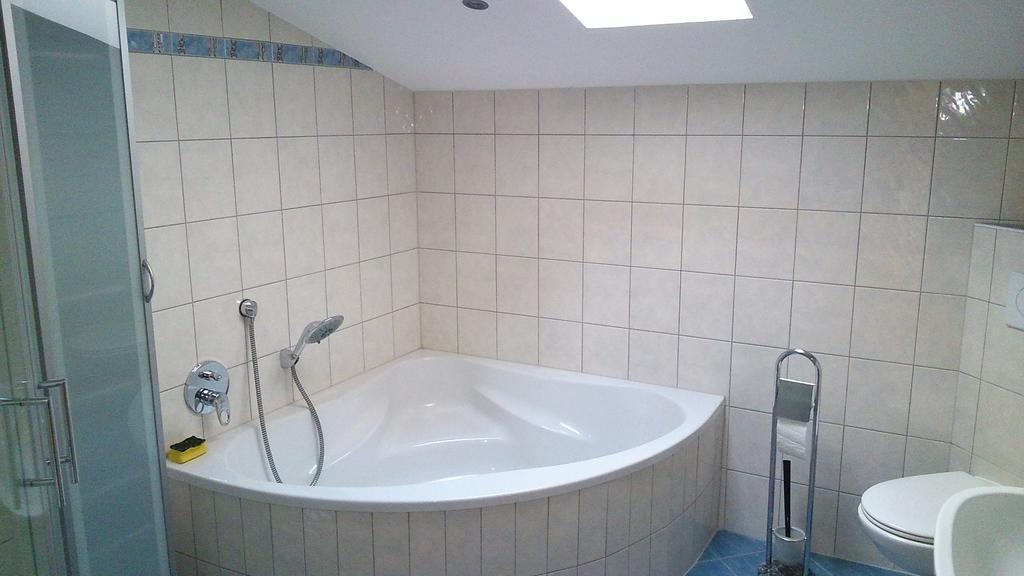 Haus Schiestl Apartment Zell am Ziller Room photo